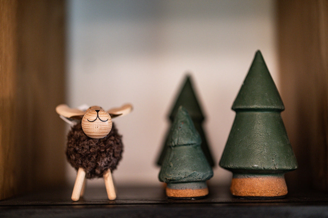 Tuck Holiday Decor - little sheep and trees