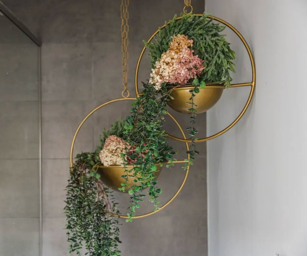 Planters & Vases: Bring Nature Indoors with Style