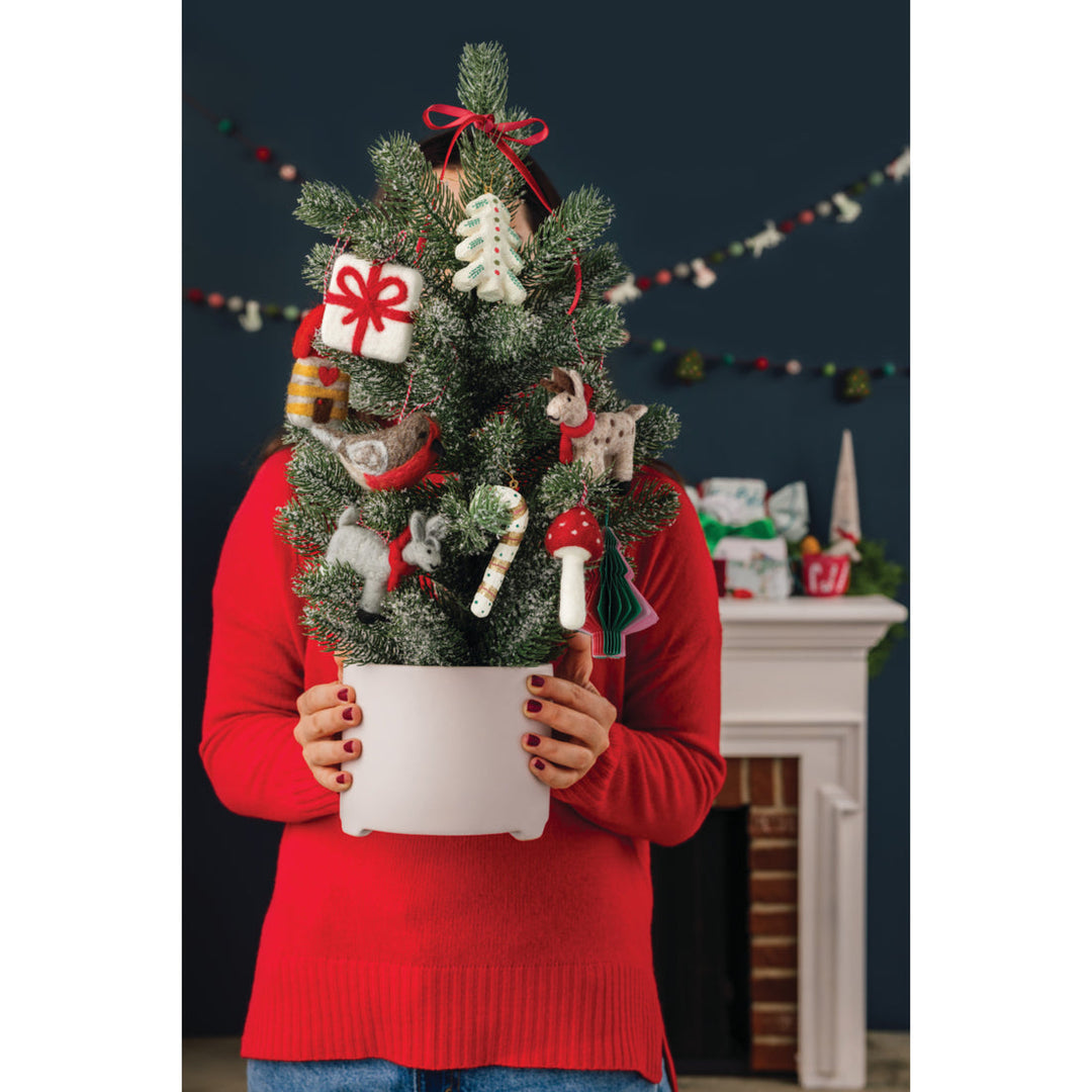 Yuletide Paper Ornament