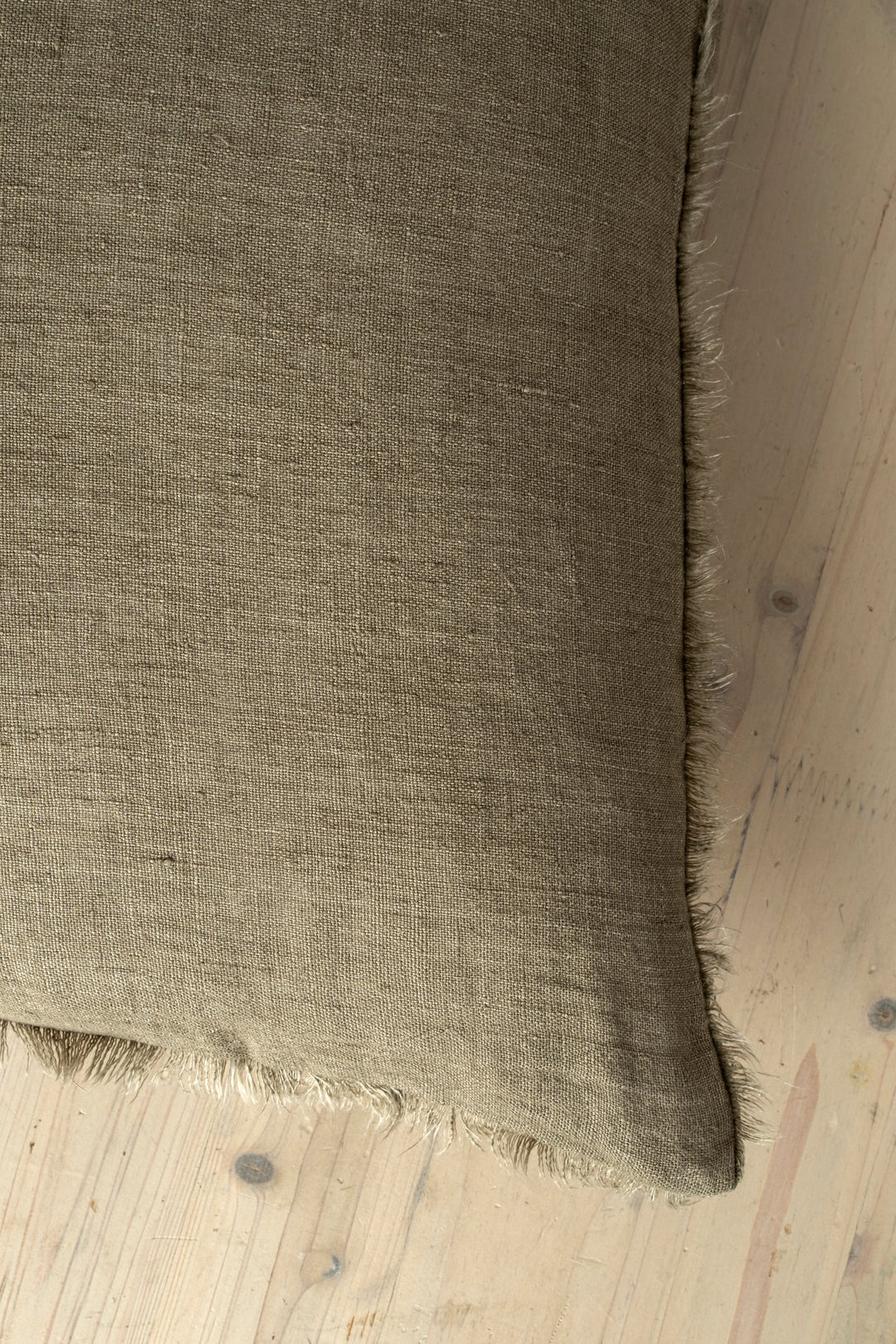 Lina Linen Cushion - Mink, 16"x24"