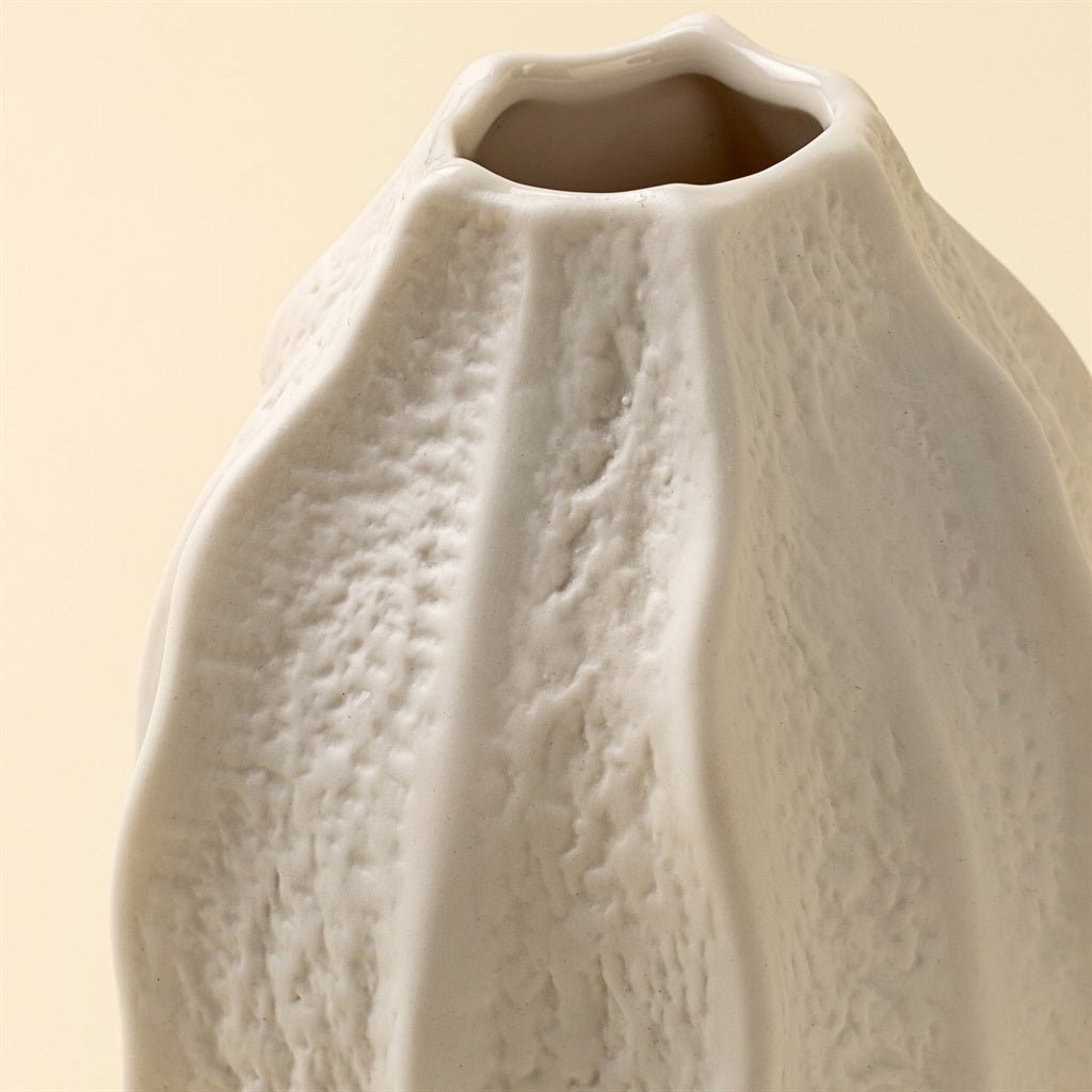 Coraline Vase, Medium