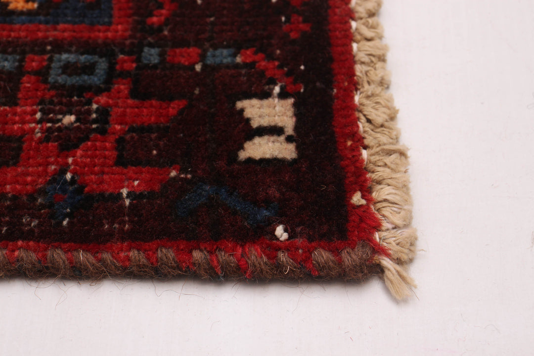 The Oak Point by Tuck Rugs, 2'11" x 10'9"