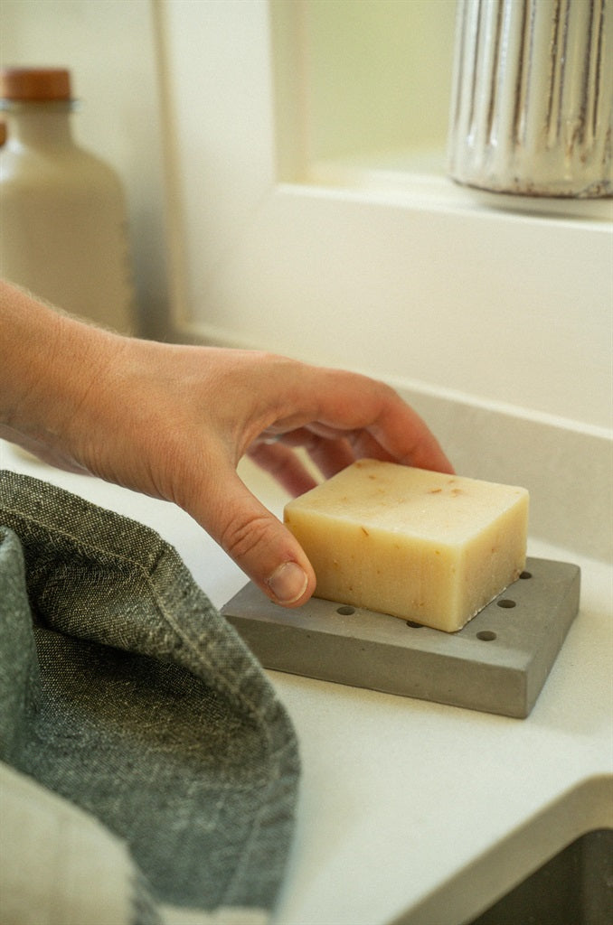 Dots Concrete Soap Dish