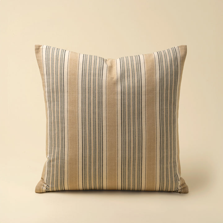 Beatrice Cushion 20x20