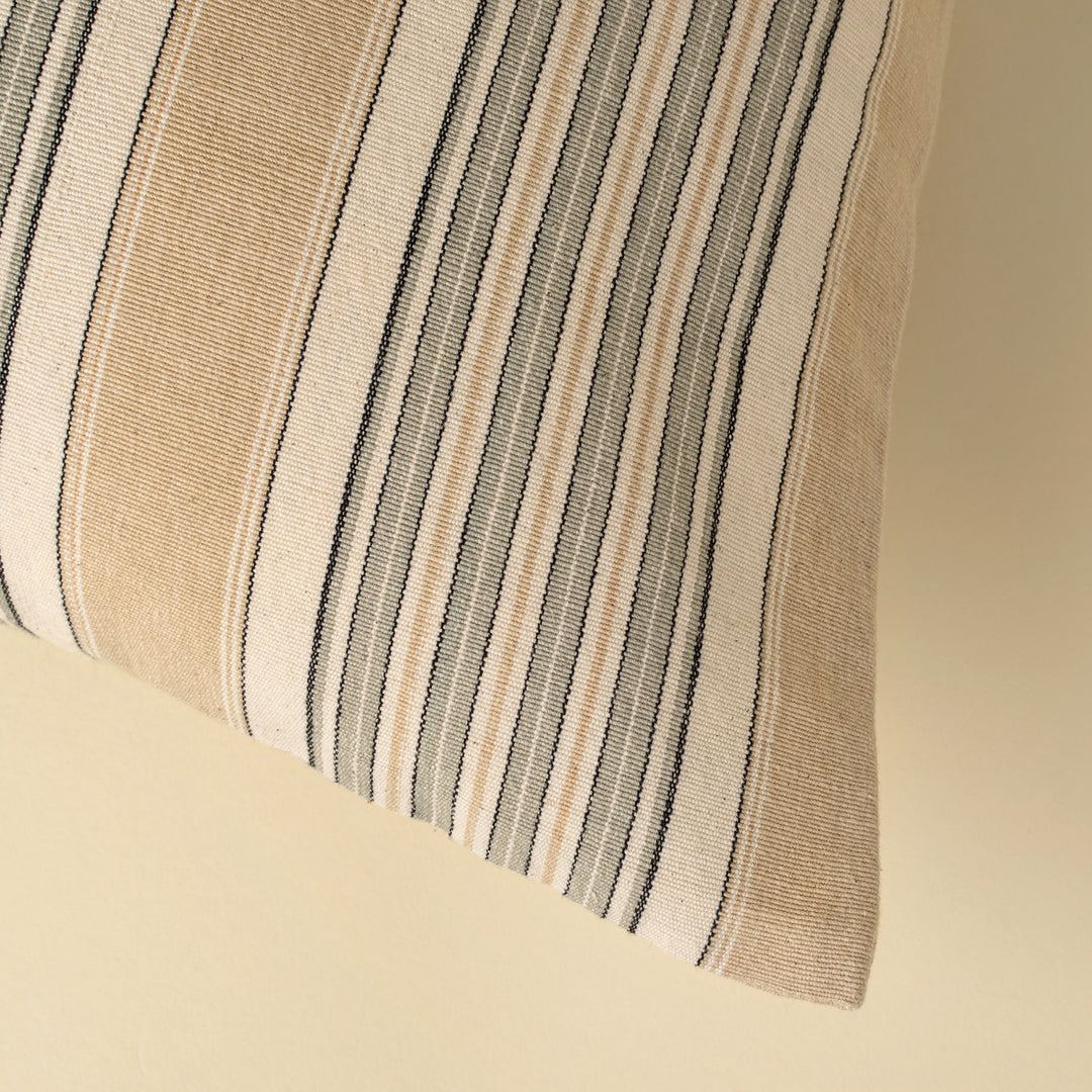 Beatrice Cushion 20x20
