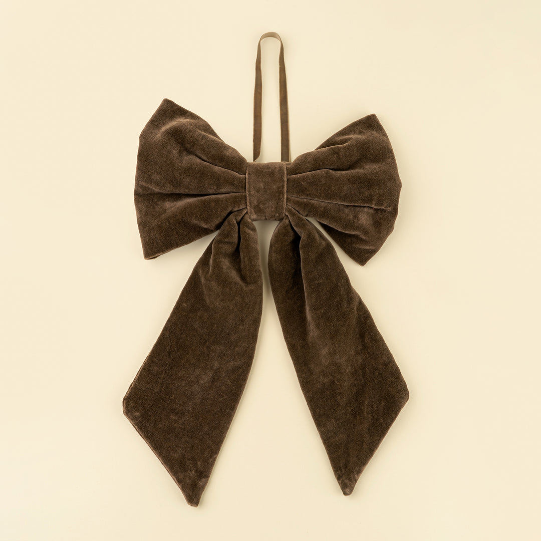 Hanging Velvet Bow Large, Chocolate