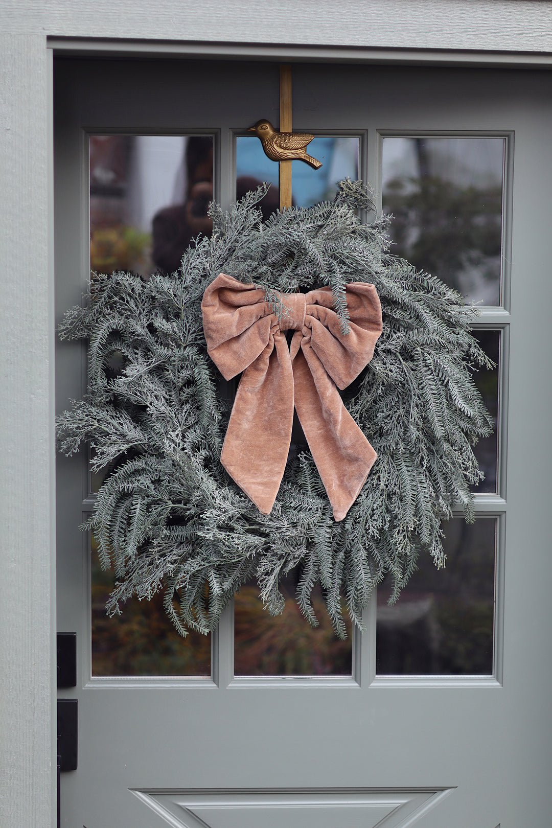 Hanging Velvet Bow Large, Latte