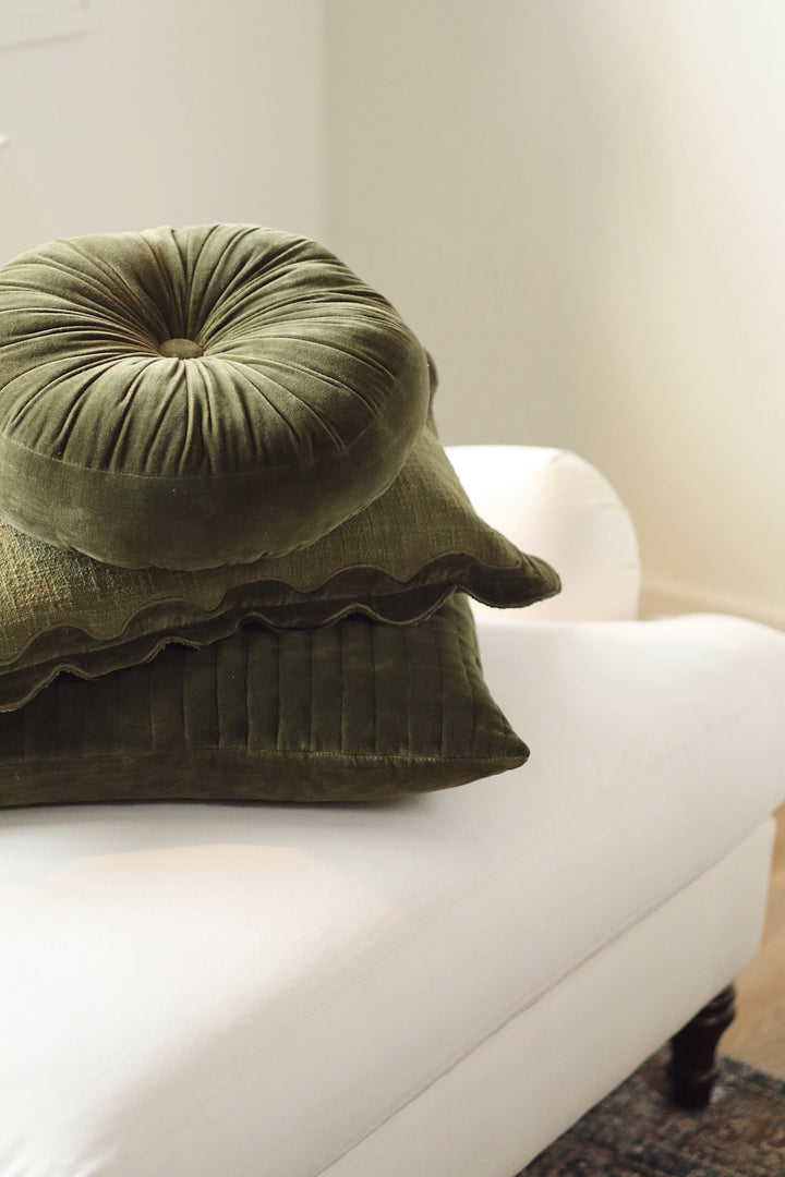 Tuft Round Cushion, Moss