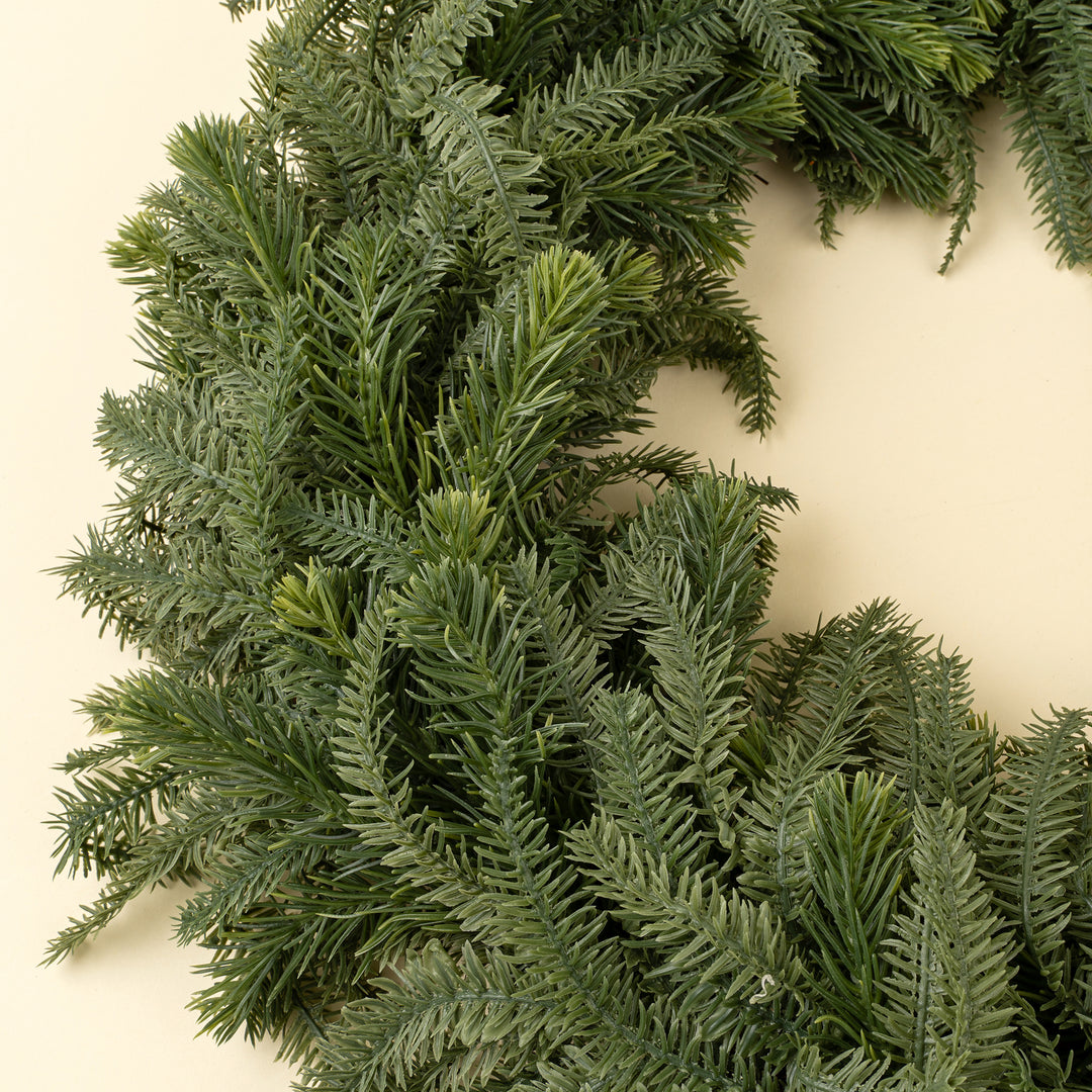 Highland Pine Wreath, L
