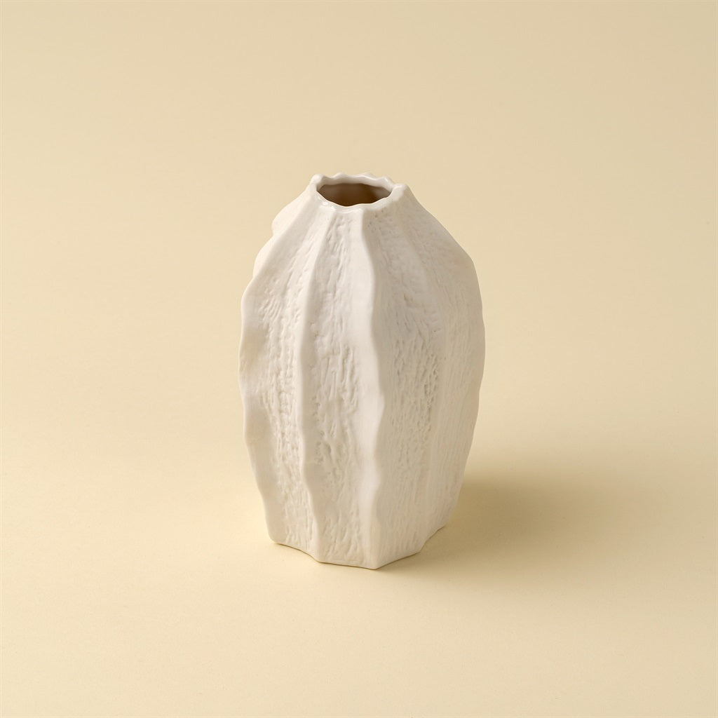 Coraline Vase, Medium