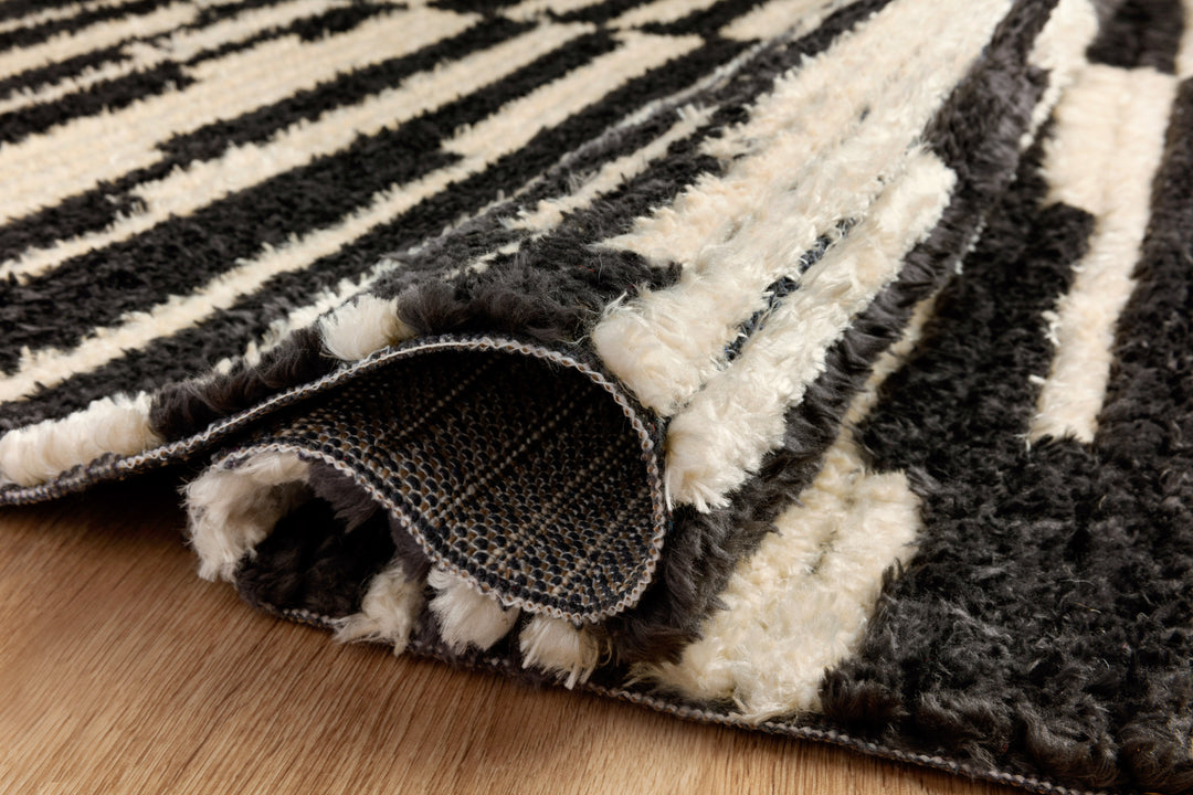 Chris Loves Julia x Loloi Alice Cream / Charcoal Rugs