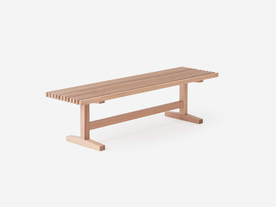 Ban Bench in Oak
