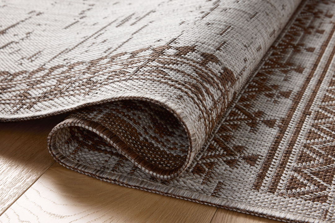 Loloi II Easton Coffee / Dove Rugs