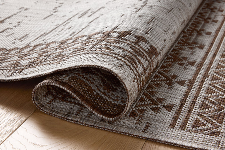 Loloi II Easton Coffee / Dove Rugs