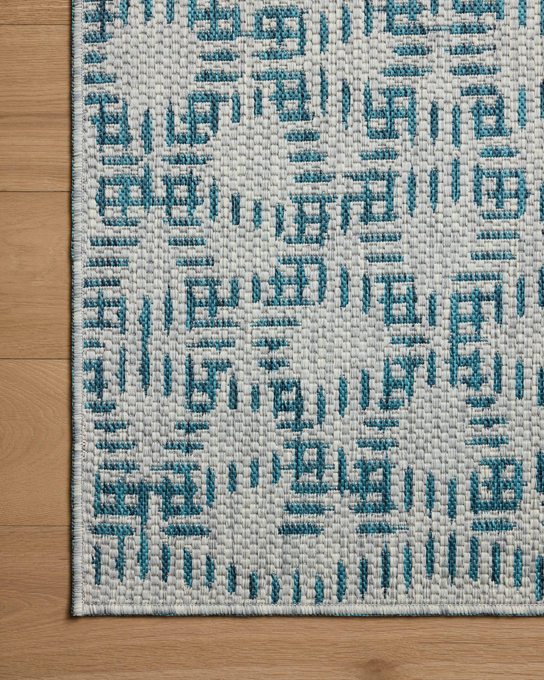 Loloi II Easton Fog / Teal Rugs