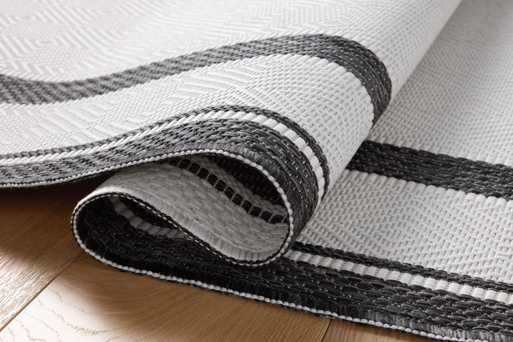 Loloi II Easton Onyx / Ivory Rugs