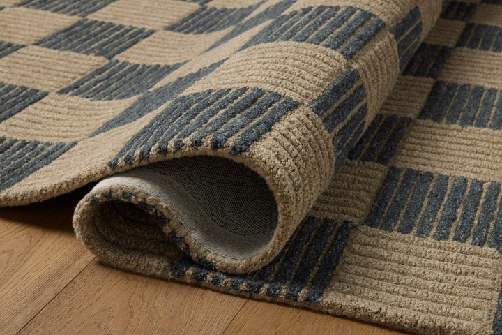 Loloi Madi Taupe / Navy Rug detail image