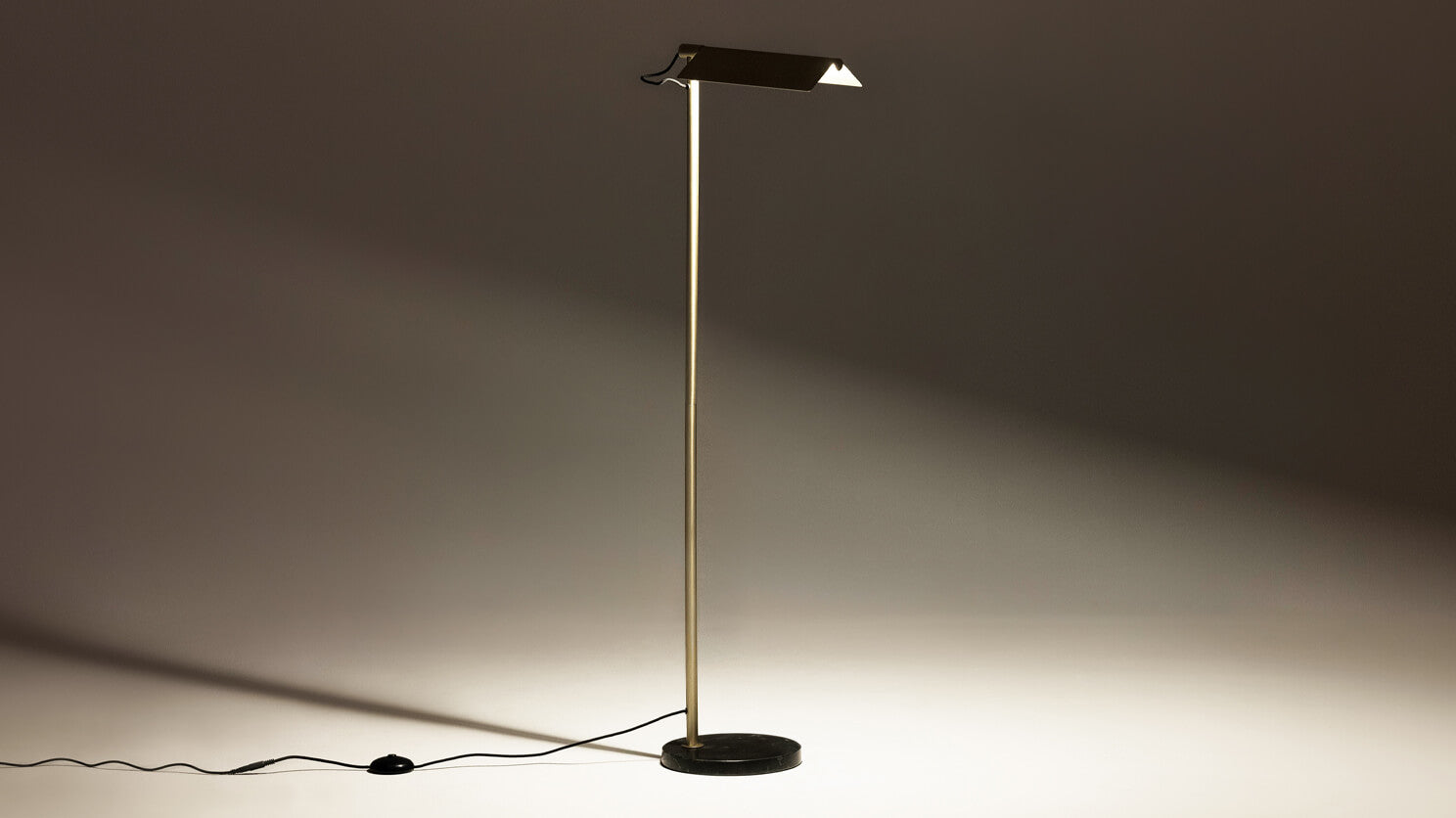 EQ3 Oxford Floor Lamp