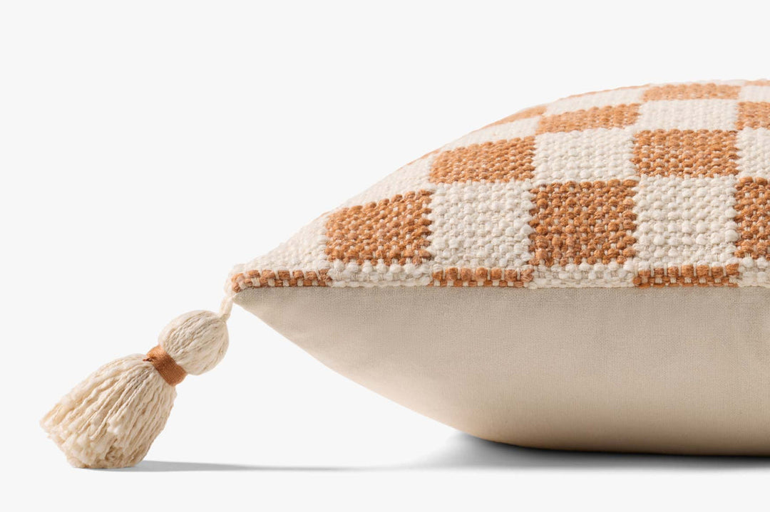 Amos Cushion 18"x 18"