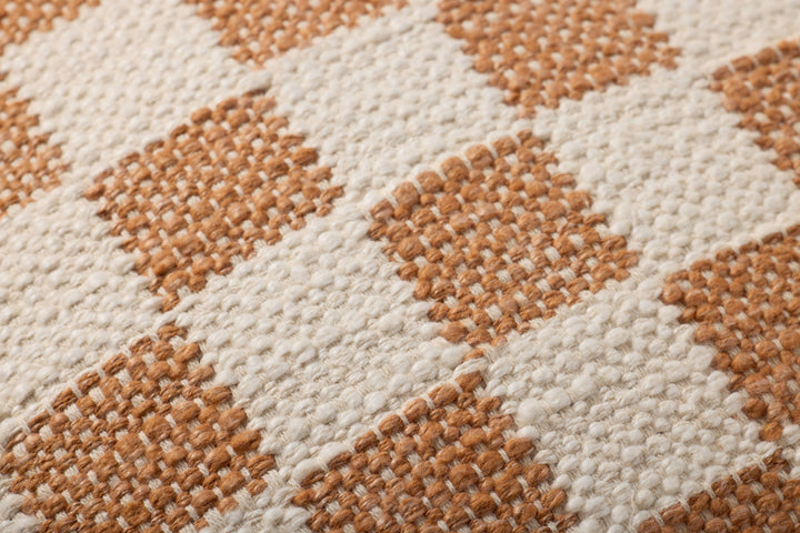 Amos Cushion 18"x 18"