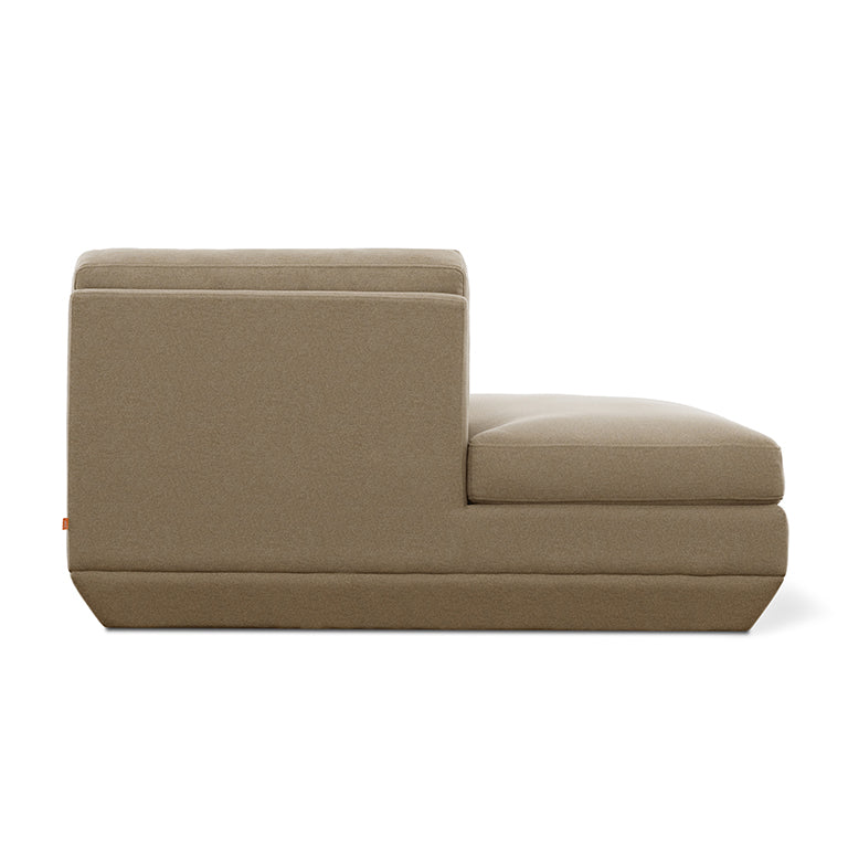 Podium Lounge