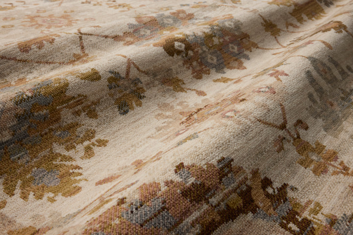 Loloi Reign Ivory / Multi Rug detail image
