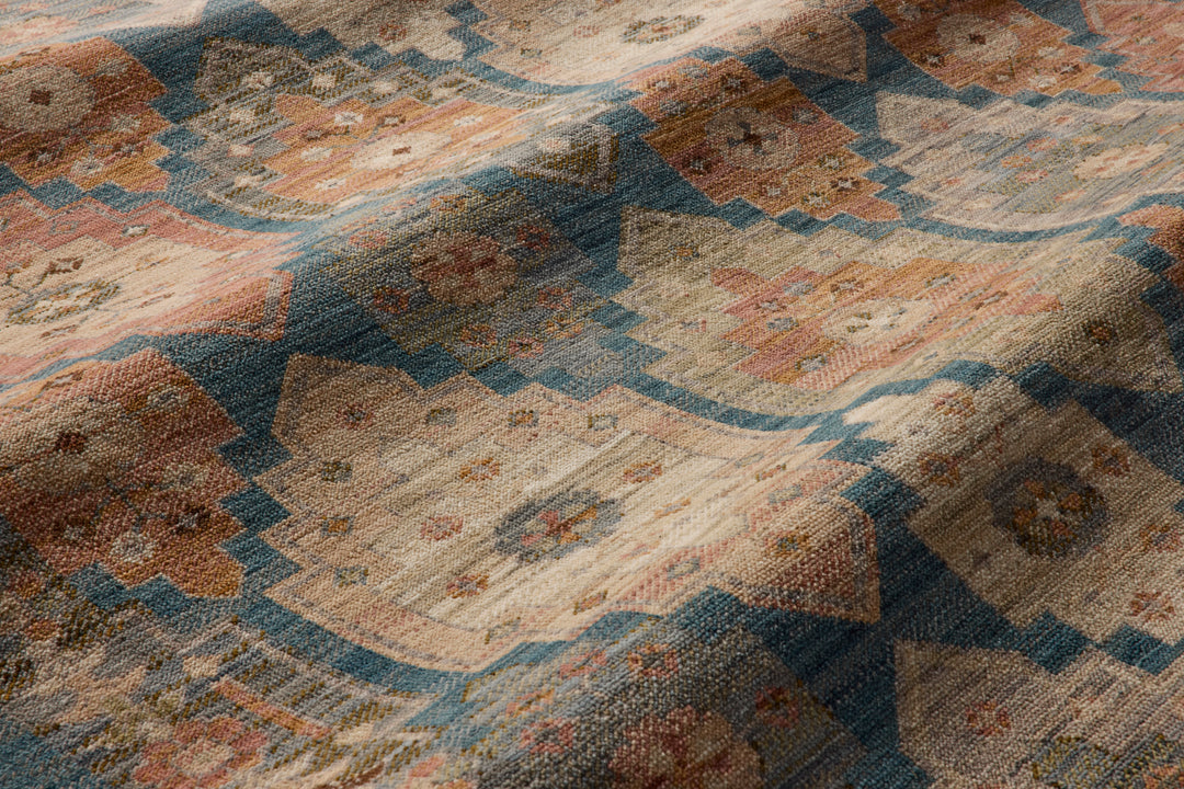 Loloi Reign Blue / Multi Rug detail image
