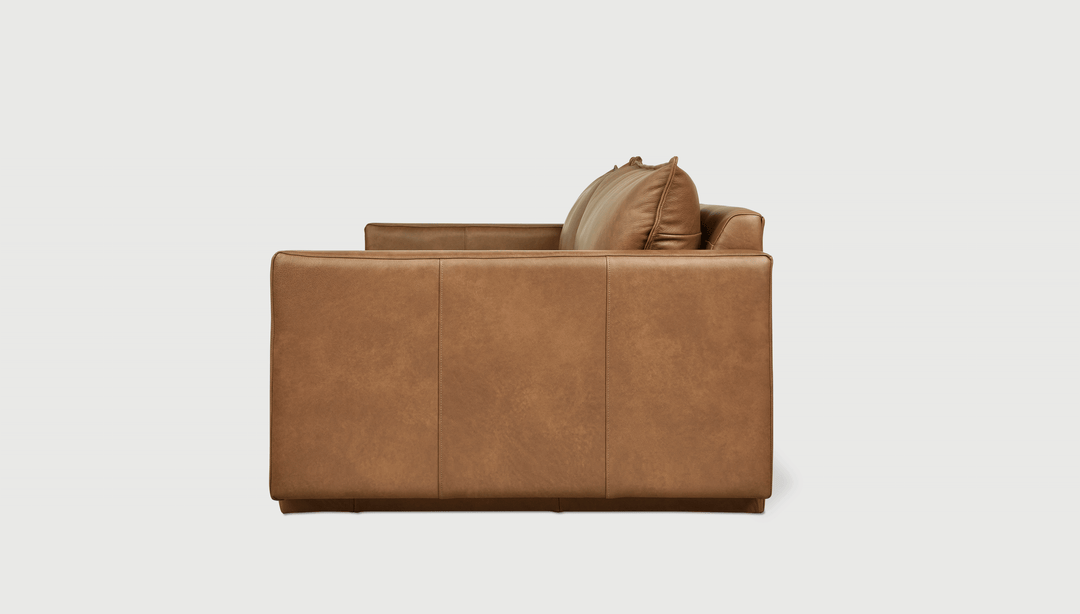 Sola Sofa by Gus*