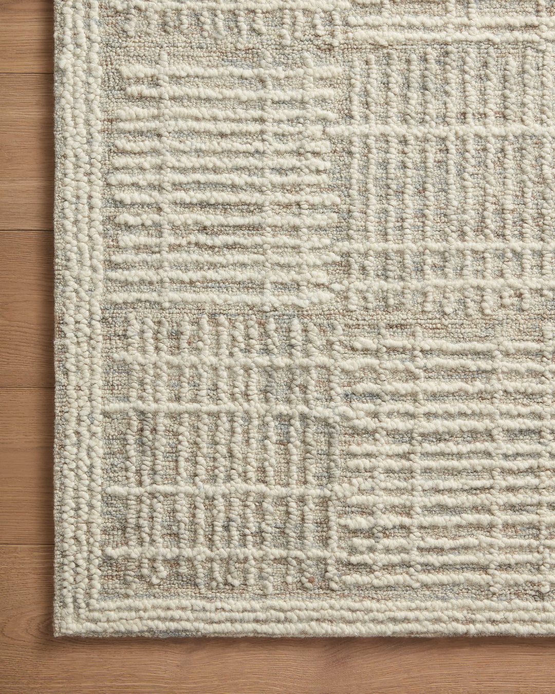 Loloi Tallulah Mist / Ivory Rugs