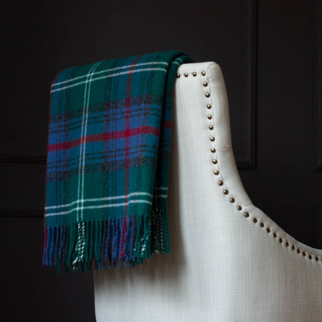 MACKENZIE Wool Tartan Throw