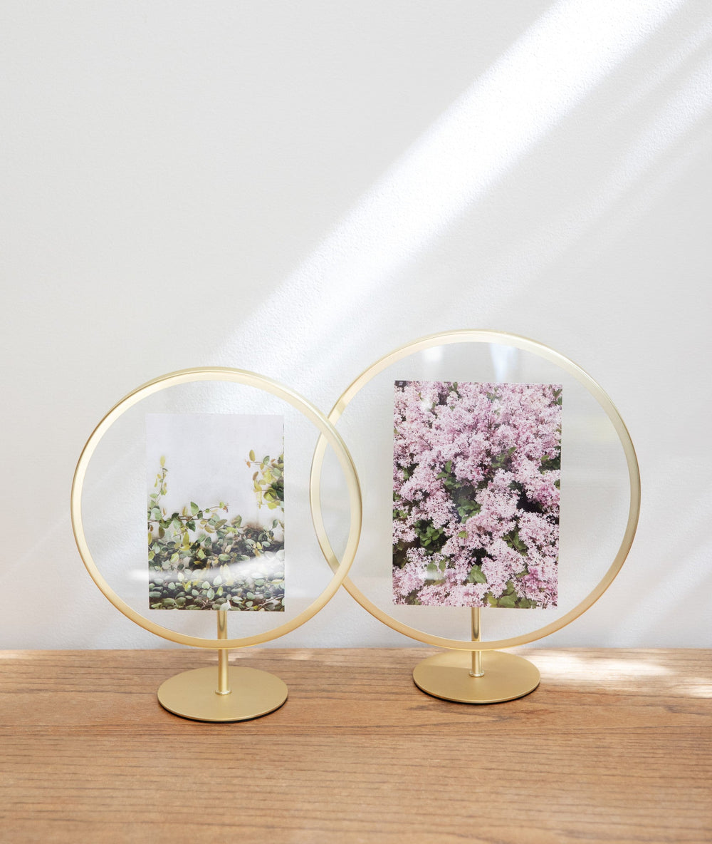 Tabletop Frames | color: Matte-Brass | size: 5x7"""" (13x18 cm) | Hover